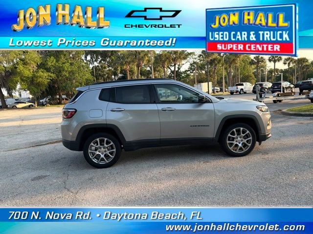 Used 2022 Jeep Compass Latitude image 8