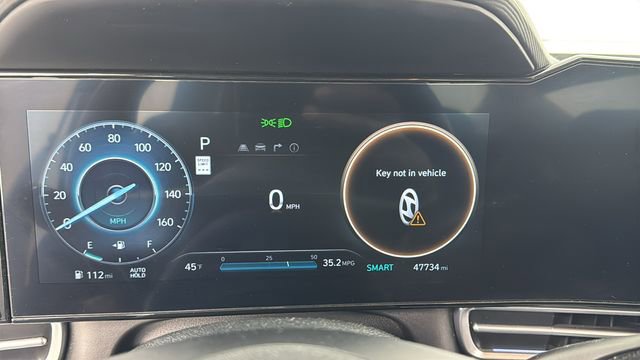 Used 2024 Hyundai Elantra Limited image 18