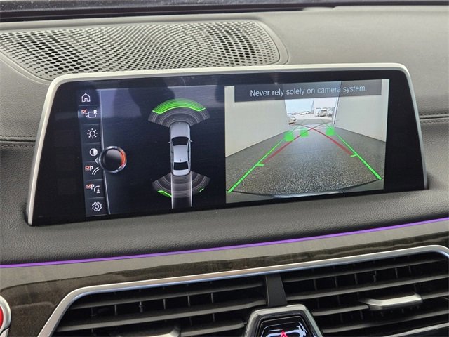 Used 2016 BMW 740i image 24