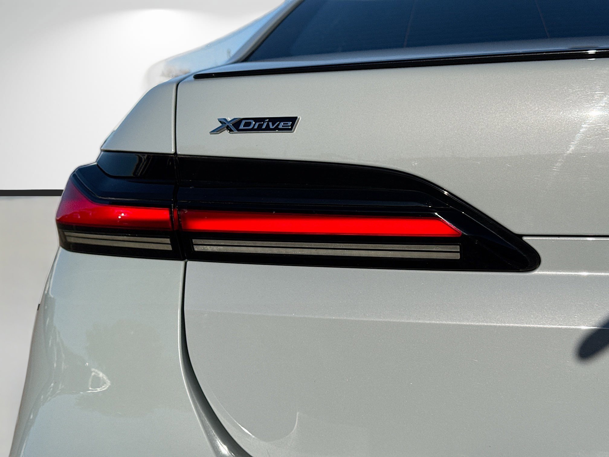 Used 2023 BMW 760i xDrive w/ Executive Package image 10