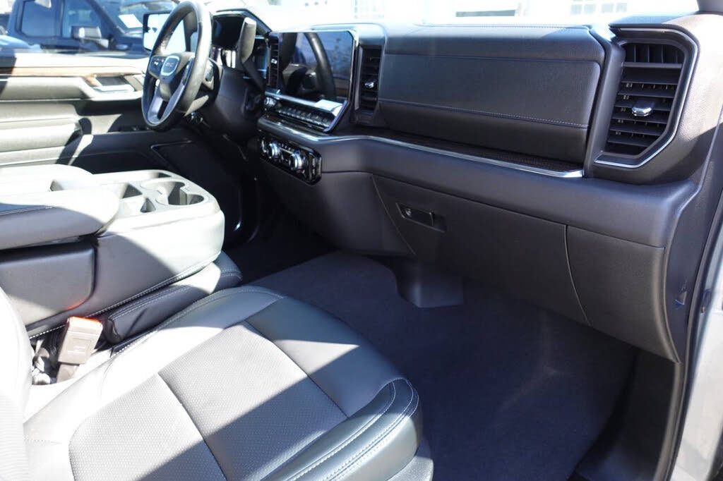 Used 2024 GMC Sierra 1500 Elevation AWD/4WD image 37