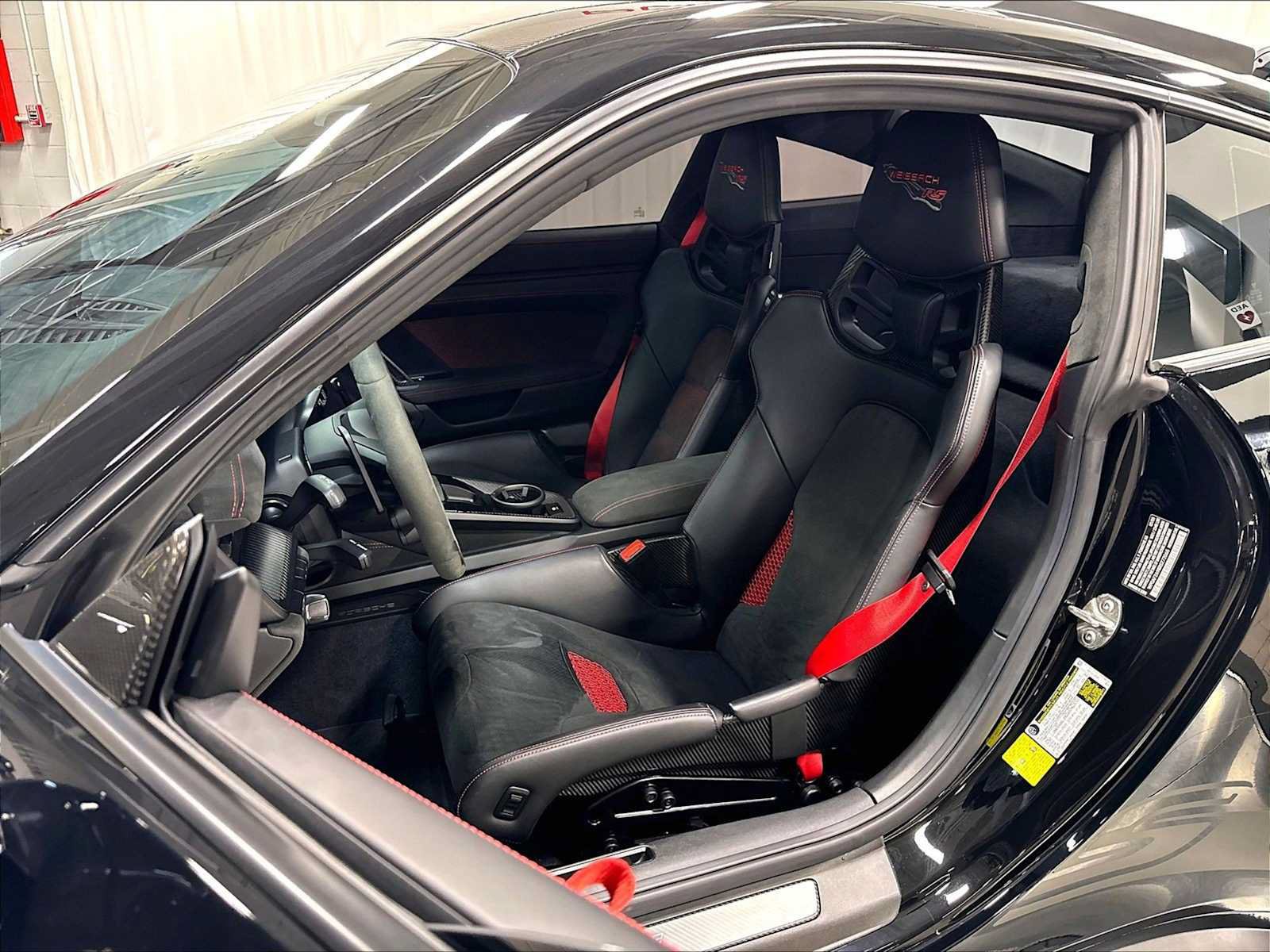Used 2024 Porsche 911 GT3 RS RWD image 8