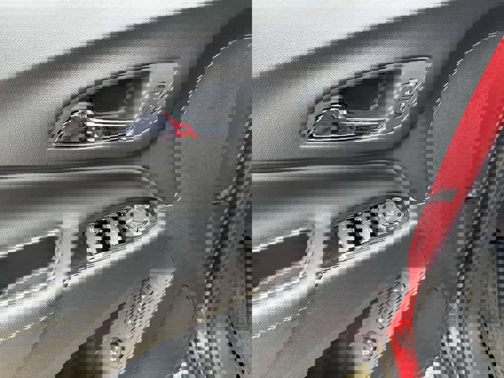 Certified 2023 Chevrolet Equinox Premier image 19