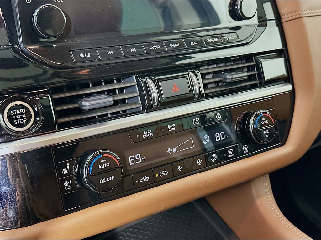 Used 2024 Nissan Pathfinder Platinum w/ Cargo Package image 23