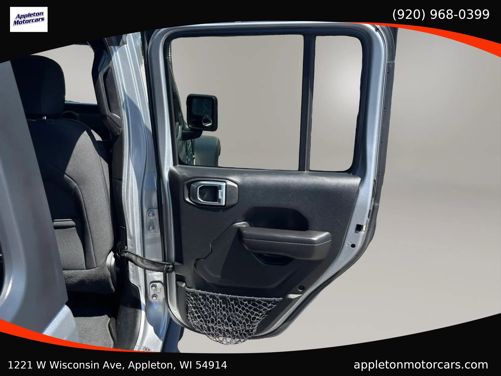 Used 2018 Jeep Wrangler Unlimited Sport S AWD/4WD image 30