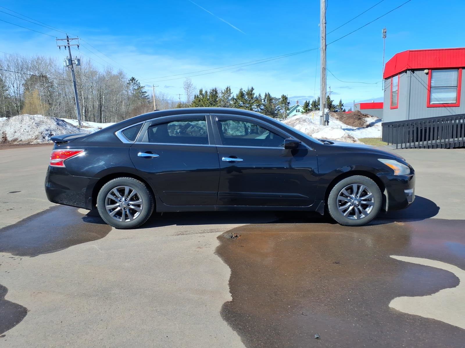 Used 2015 Nissan Altima 2.5 S w/ Special Edition Package image 7