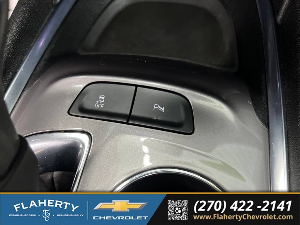 Used 2021 Chevrolet Malibu LT FWD image 30