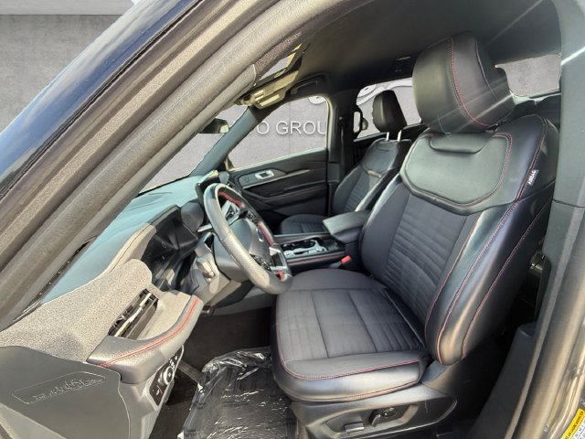 Certified 2025 Ford Explorer ST-Line w/ ST-Line Street Pack AWD/4WD image 20
