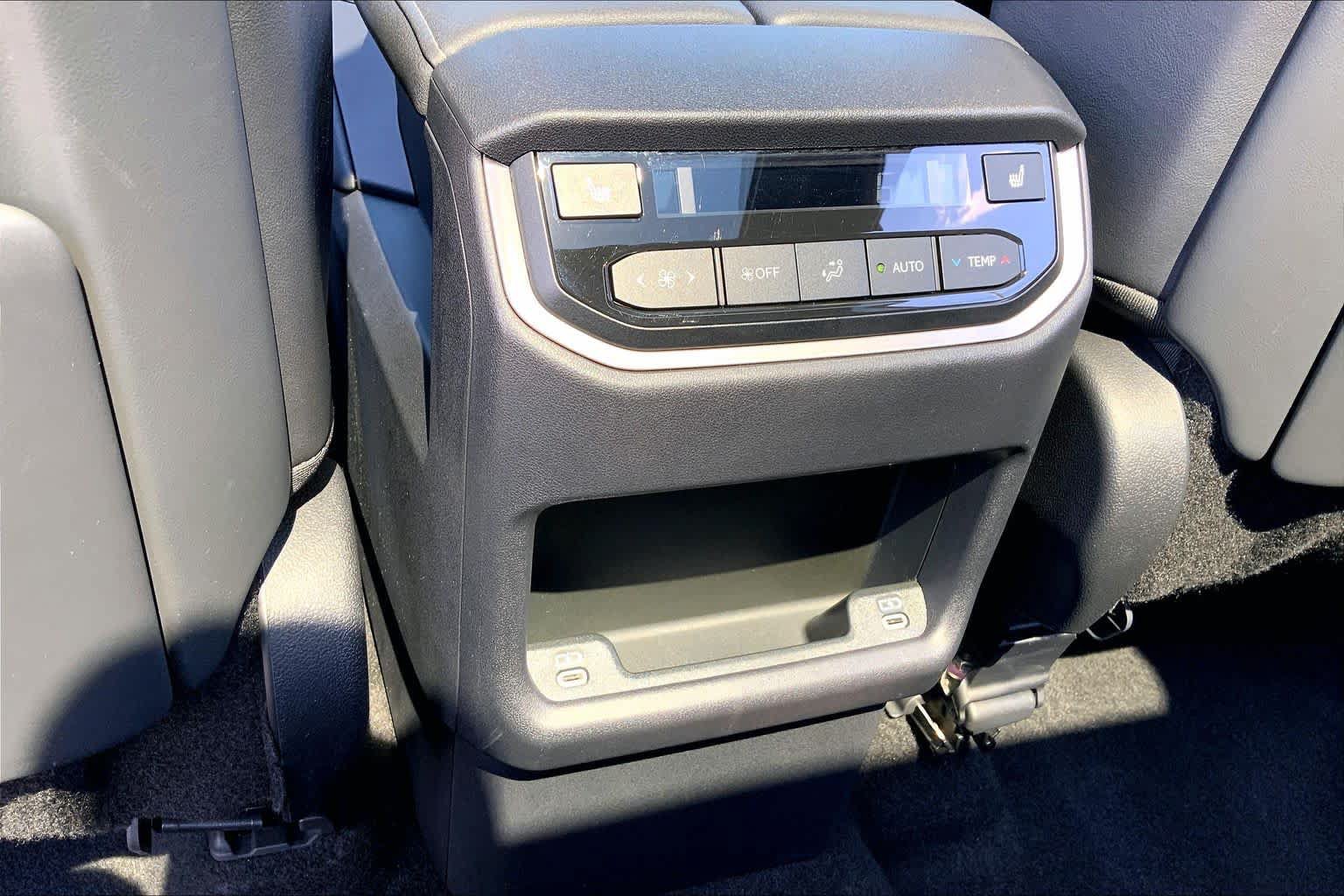 Certified 2025 Lexus TX 350 AWD w/ Technology Package image 34