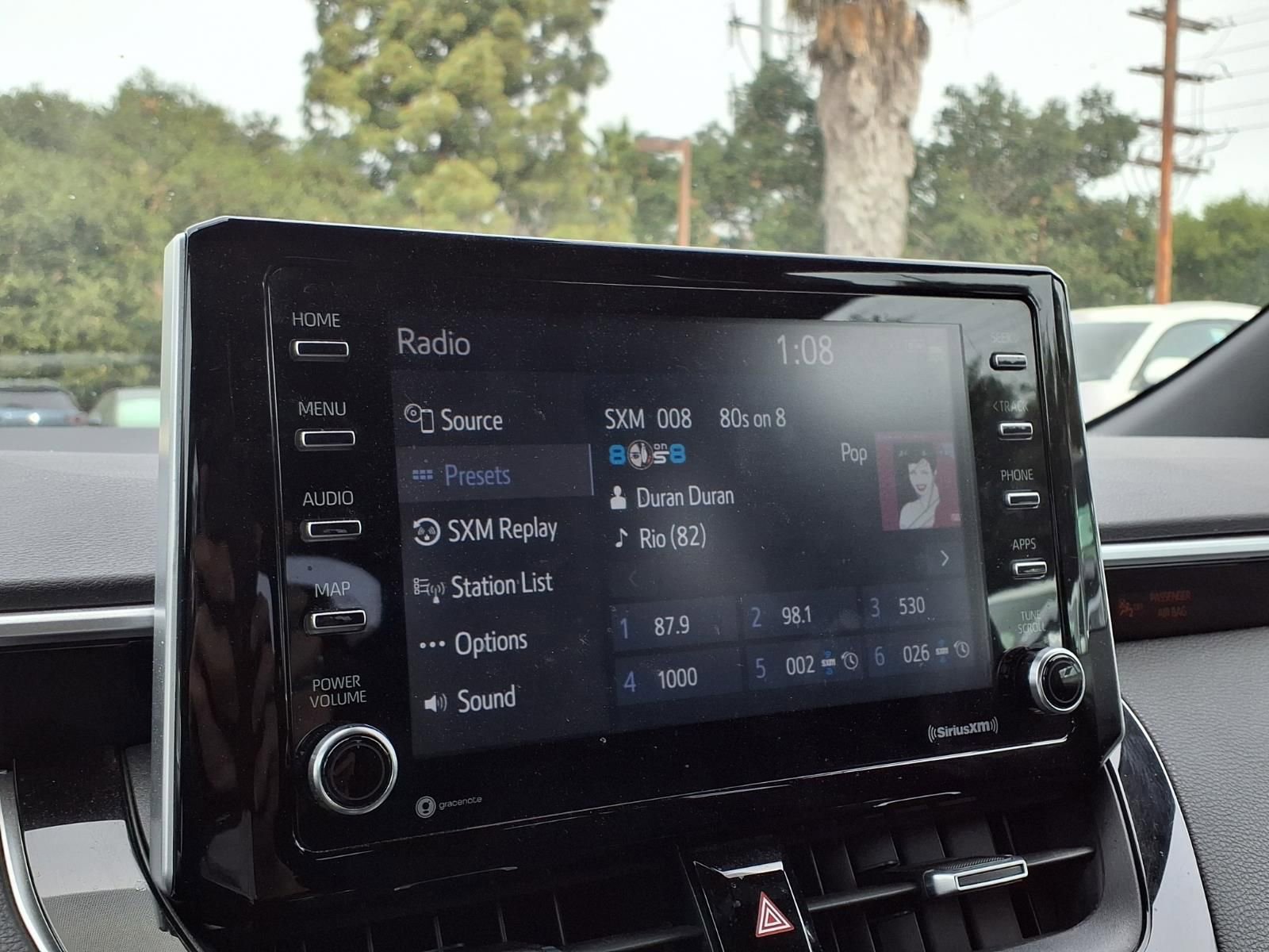 Used 2021 Toyota Corolla SE w/ Carpet Mat Package (TMS) image 7