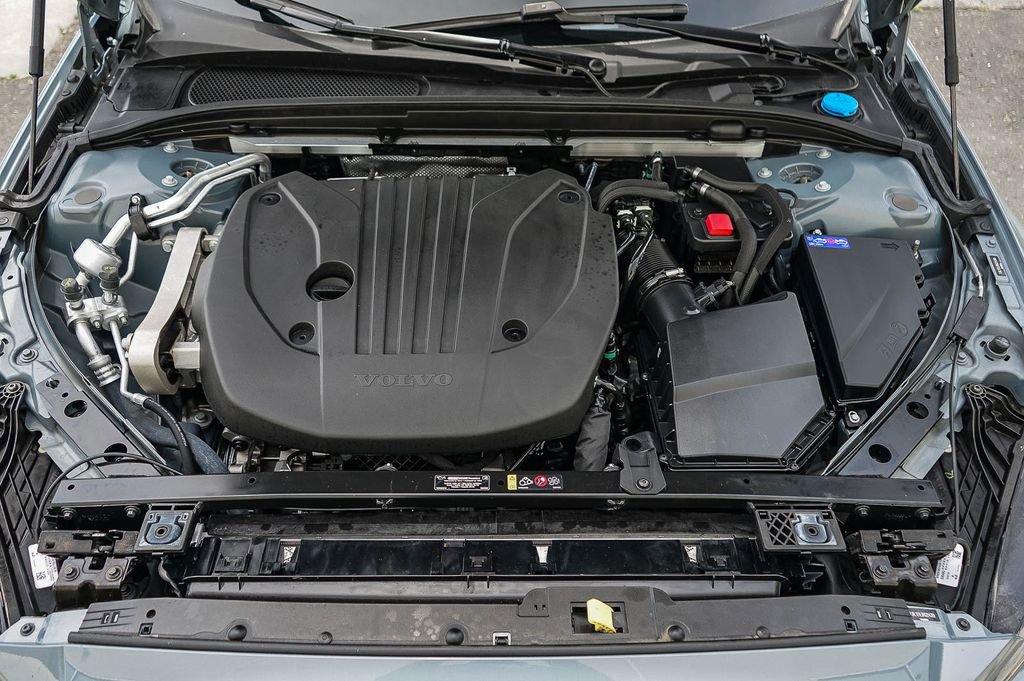 Used 2024 Volvo S60 B5 Plus image 26