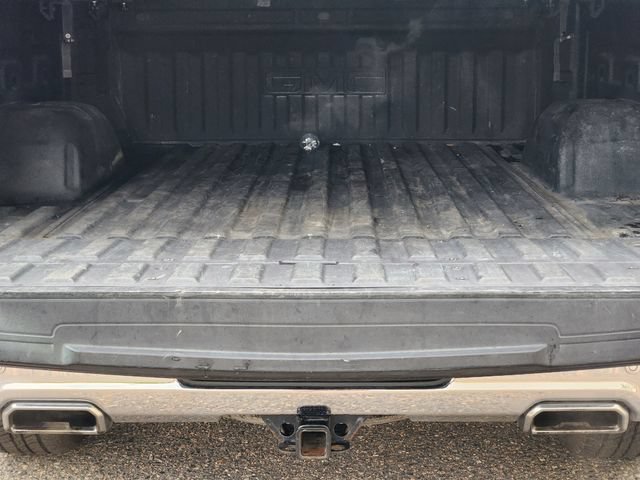 Used 2021 GMC Sierra 1500 SLT w/ SLT Premium Plus Package AWD/4WD image 19