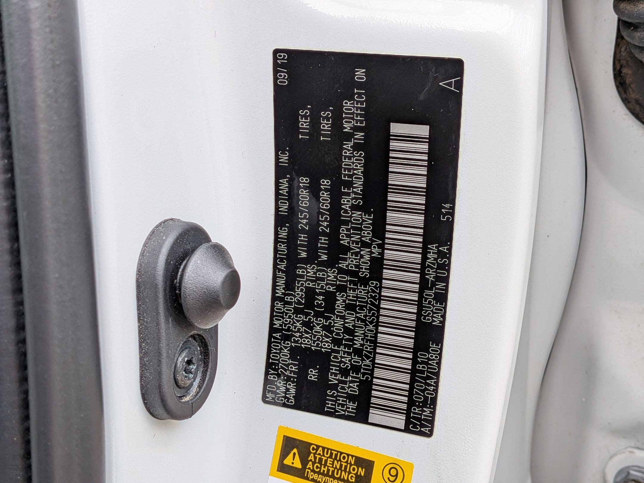 Used 2019 Toyota Highlander XLE image 37