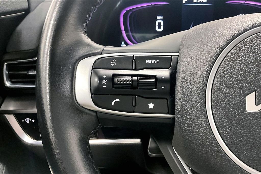 Used 2024 Kia Sportage EX image 19