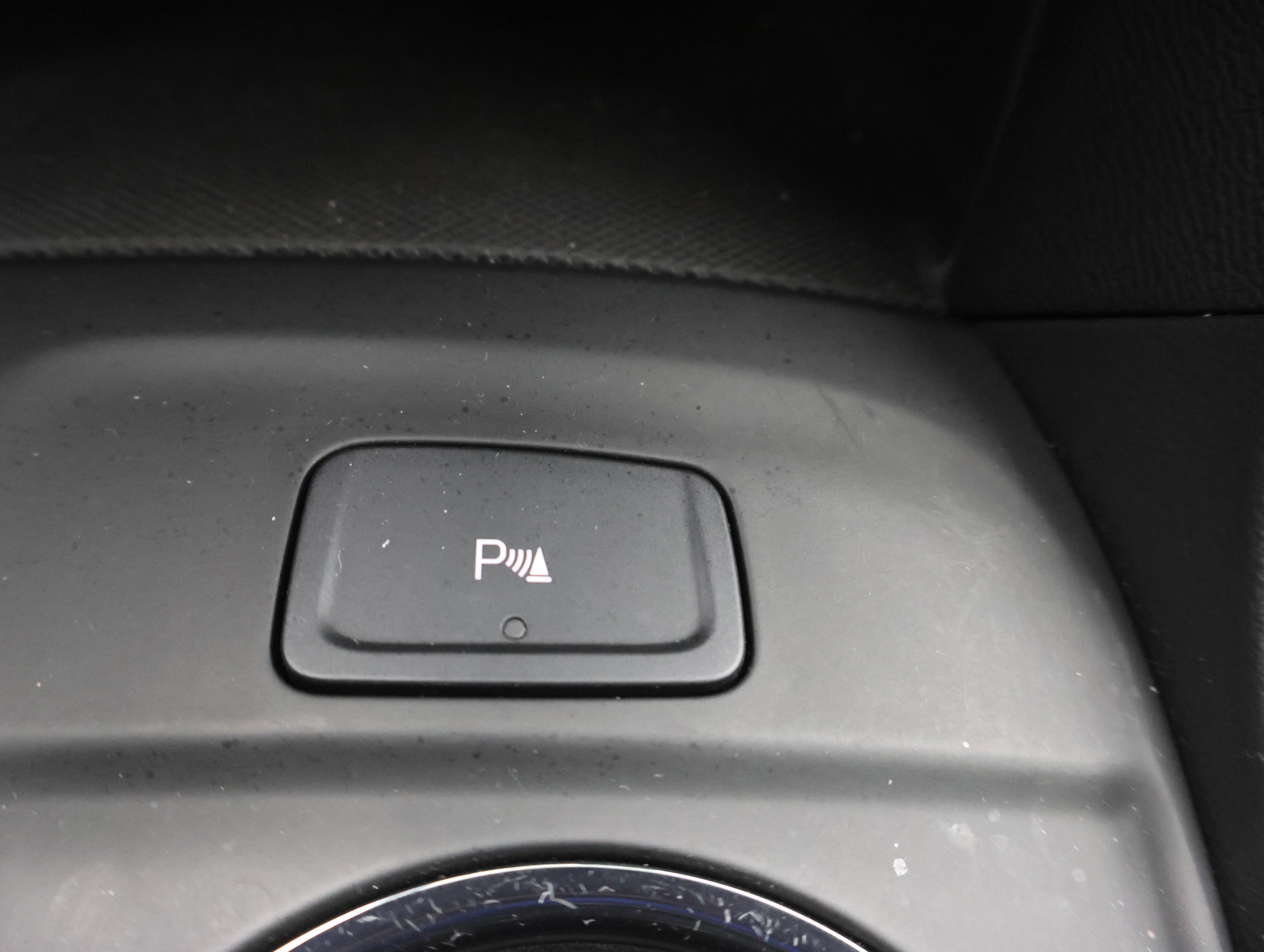 Used 2024 Chevrolet Equinox RS w/ LPO, Floor Liner Package image 47