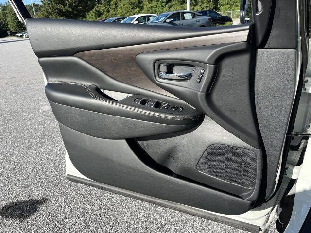 Certified 2024 Nissan Murano Platinum w/ Cargo Package image 15