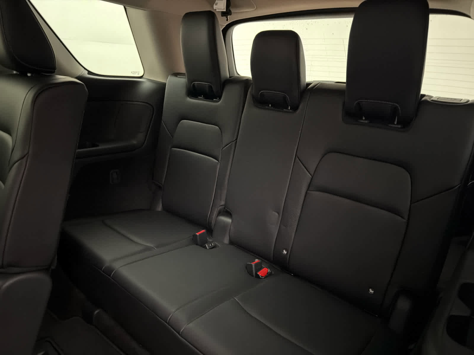Certified 2025 Nissan Pathfinder SL FWD image 17