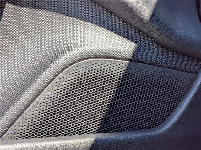 Used 2024 Porsche Taycan image 14