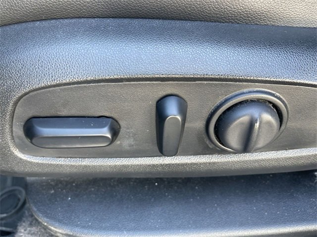 Used 2021 GMC Terrain SLT w/ Infotainment Package II image 12