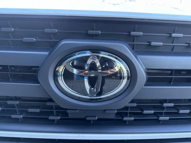 Used 2024 Toyota RAV4 Adventure AWD/4WD image 10