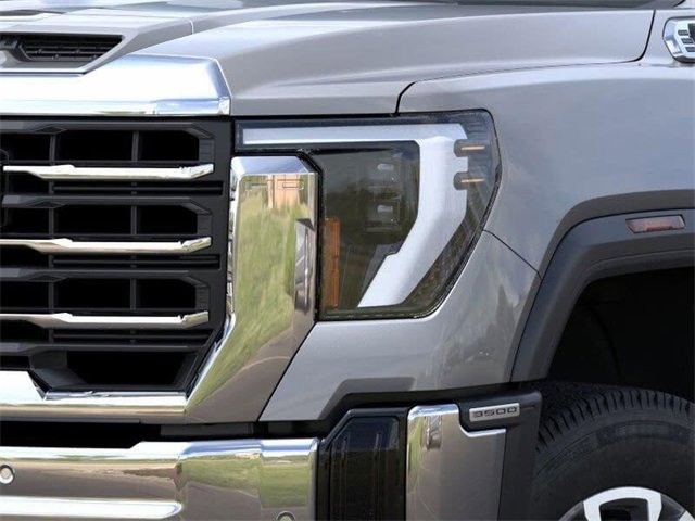 New 2026 GMC Sierra 3500 SLT image 10