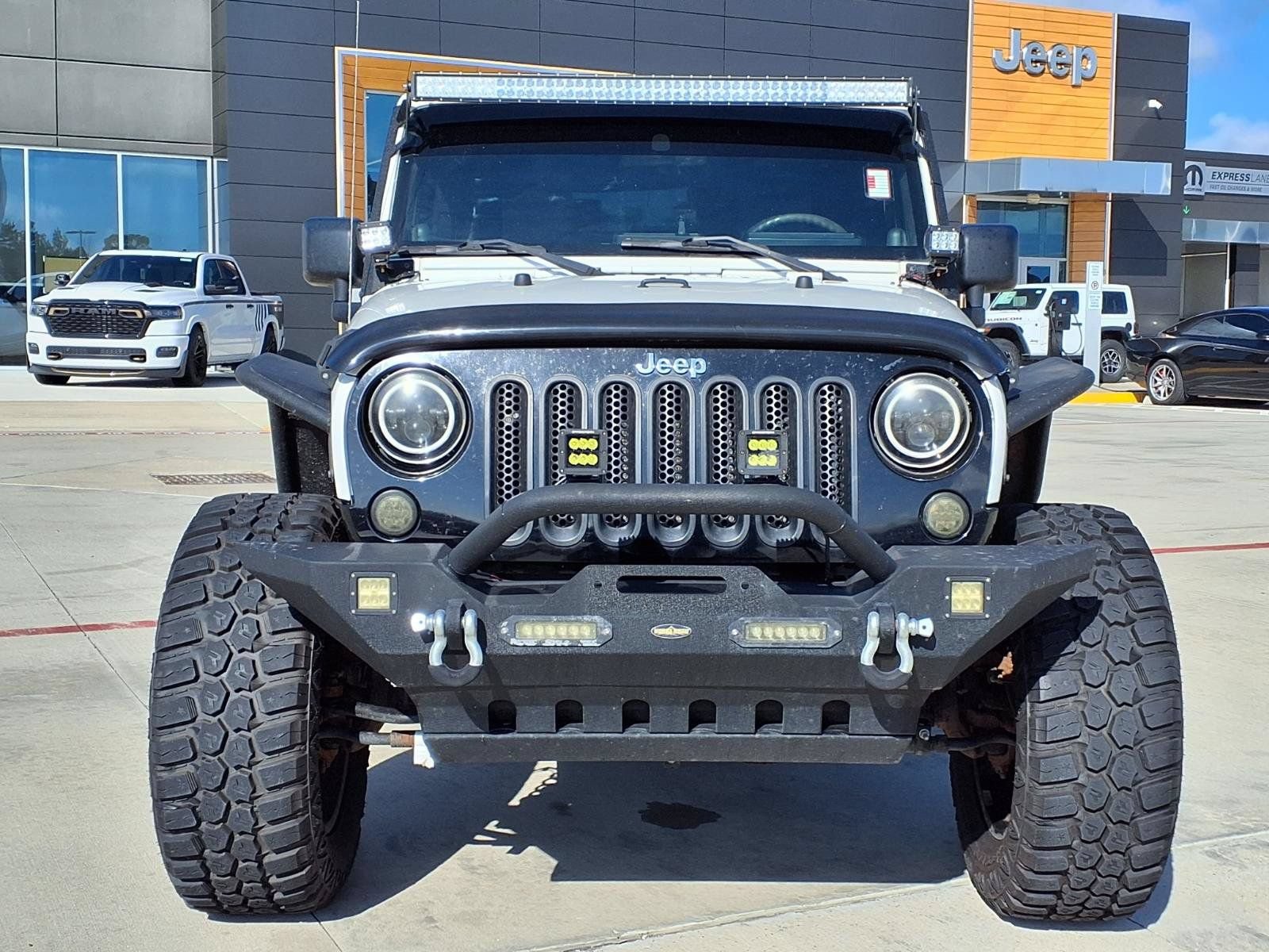 Used 2009 Jeep Wrangler X AWD/4WD image 4