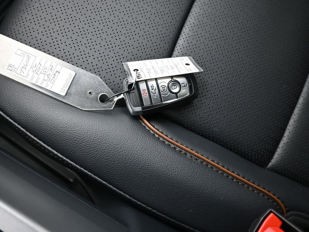 New 2026 Ford F350 Lariat image 40