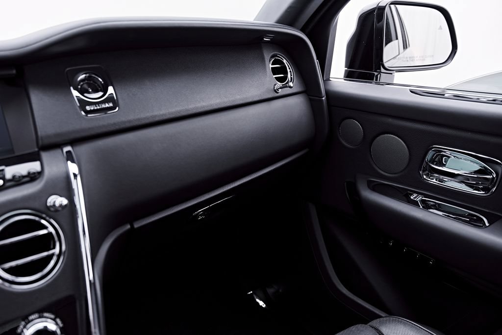 Used 2020 Rolls-Royce Cullinan AWD/4WD image 80