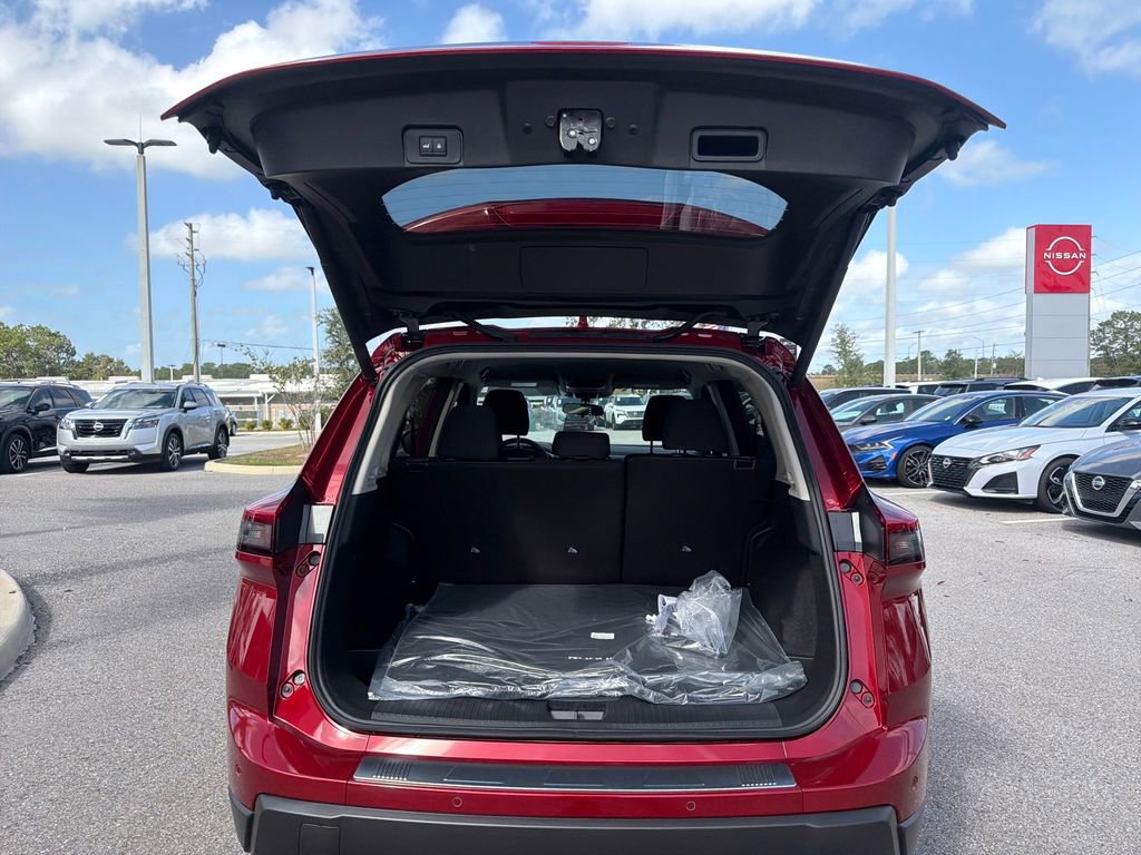 New 2026 Nissan Rogue SV image 10