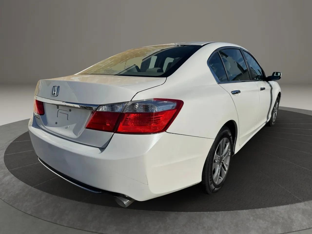 Used 2015 Honda Accord LX image 5