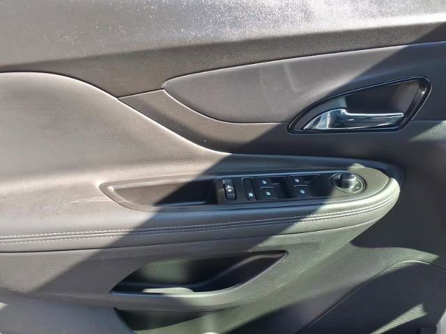 Used 2022 Buick Encore Preferred w/ Safety Package image 14