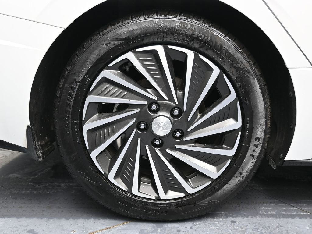 Used 2022 Hyundai Sonata Limited FWD image 14