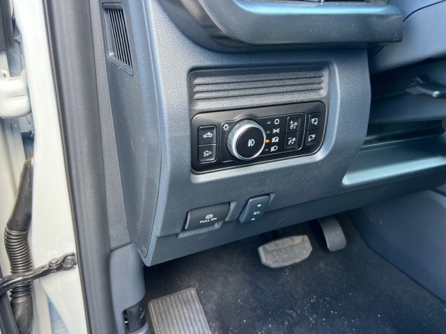 New 2026 Ford F350 Lariat w/ Lariat Premium Package AWD/4WD image 11