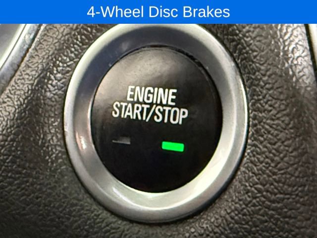 Used 2023 Chevrolet Traverse LT image 24