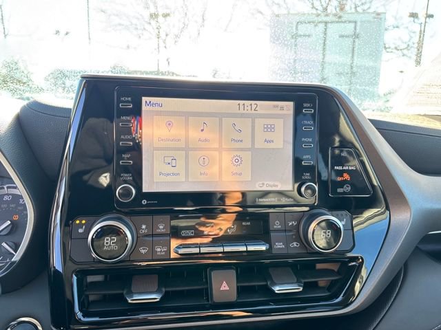 Used 2022 Toyota Highlander XLE image 20