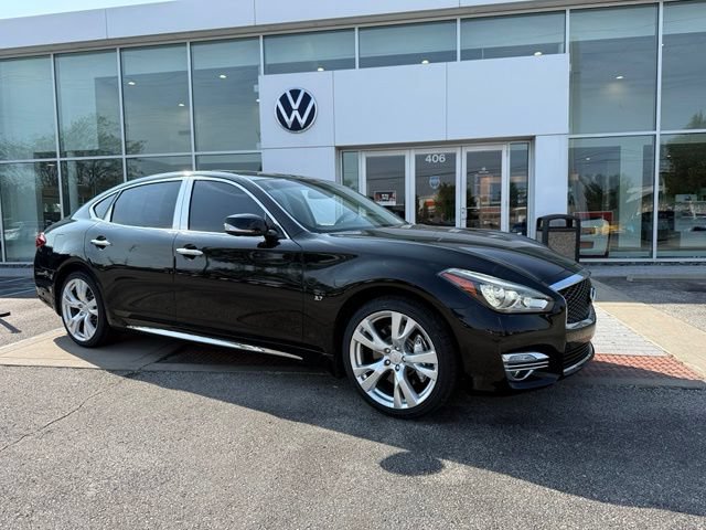 Used 2018 INFINITI Q70 L 3.7