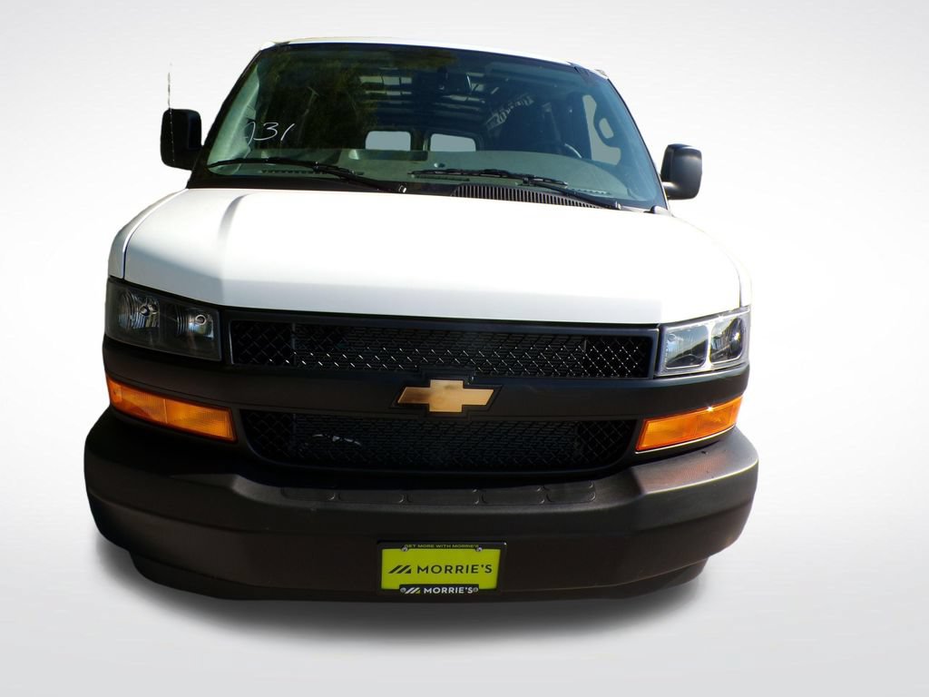 New 2026 Chevrolet Express 2500 Extended w/ Driver Convenience Package RWD image 9