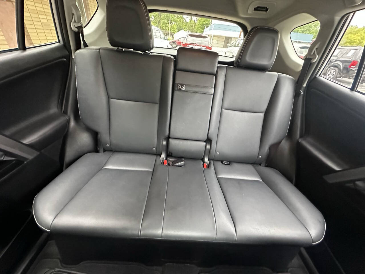Used 2017 Toyota RAV4 Limited w/ Carpet Mat Package AWD/4WD image 19