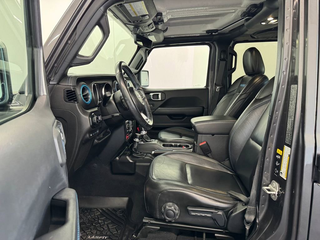 Used 2021 Jeep Wrangler Unlimited Rubicon 4xe image 4