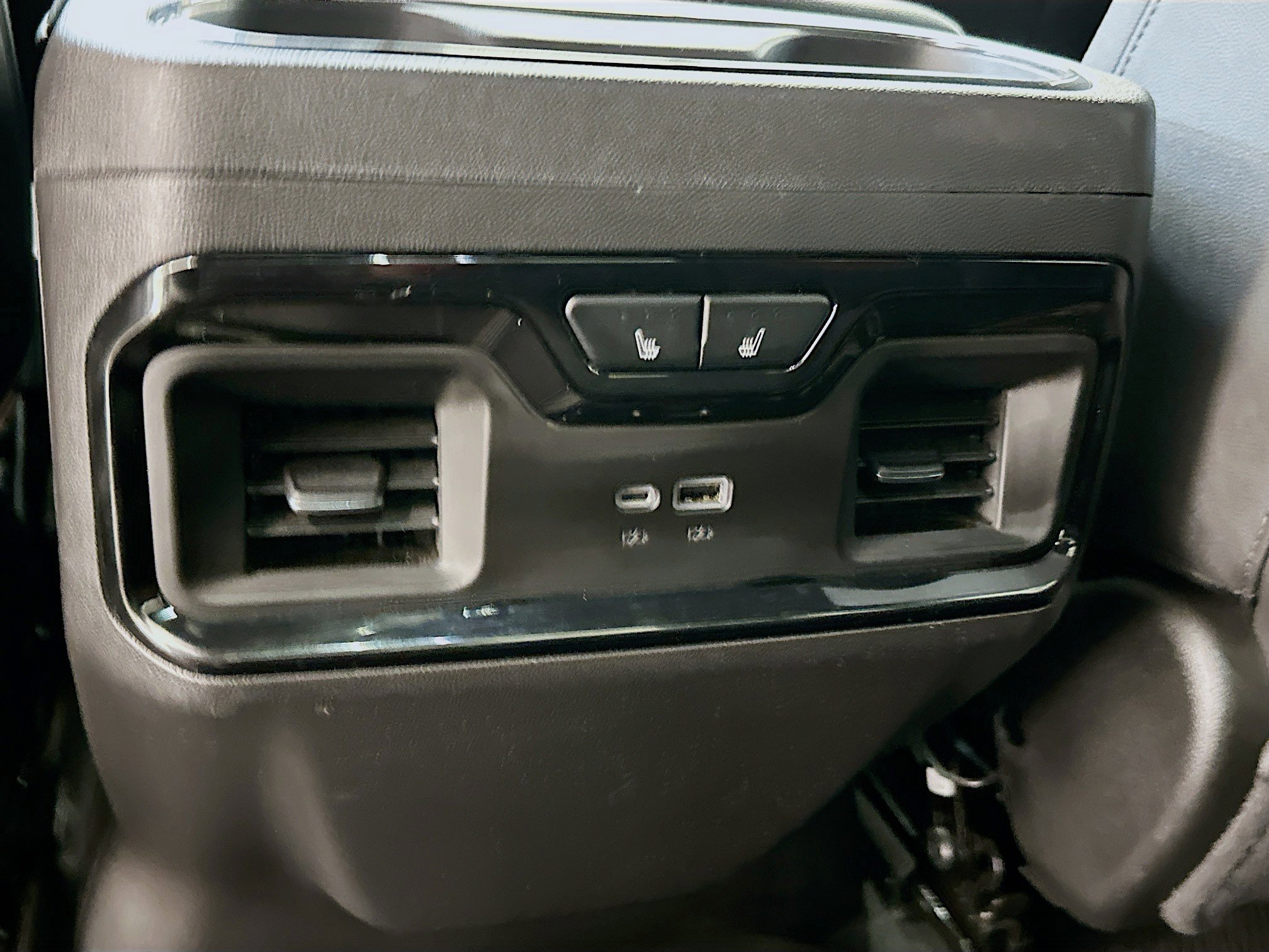 Used 2025 GMC Sierra 1500 AT4 image 28