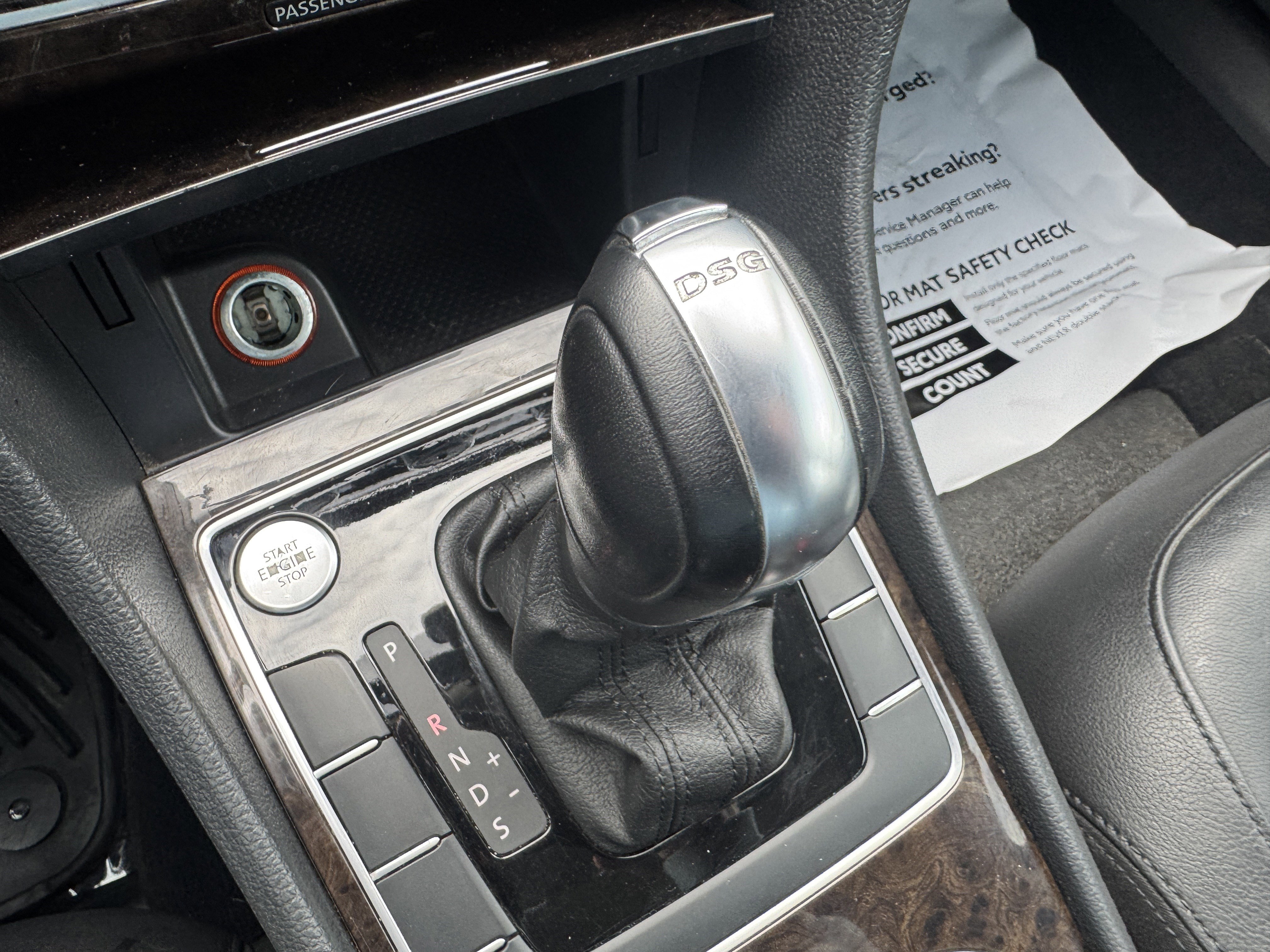 Used 2014 Volkswagen Passat TDI SEL Premium image 30