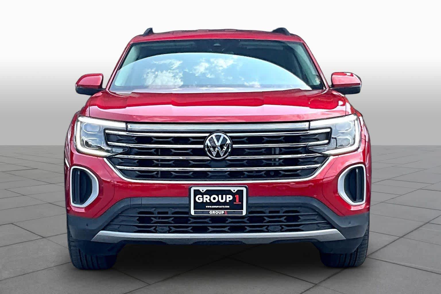 Used 2024 Volkswagen Atlas SE FWD image 4