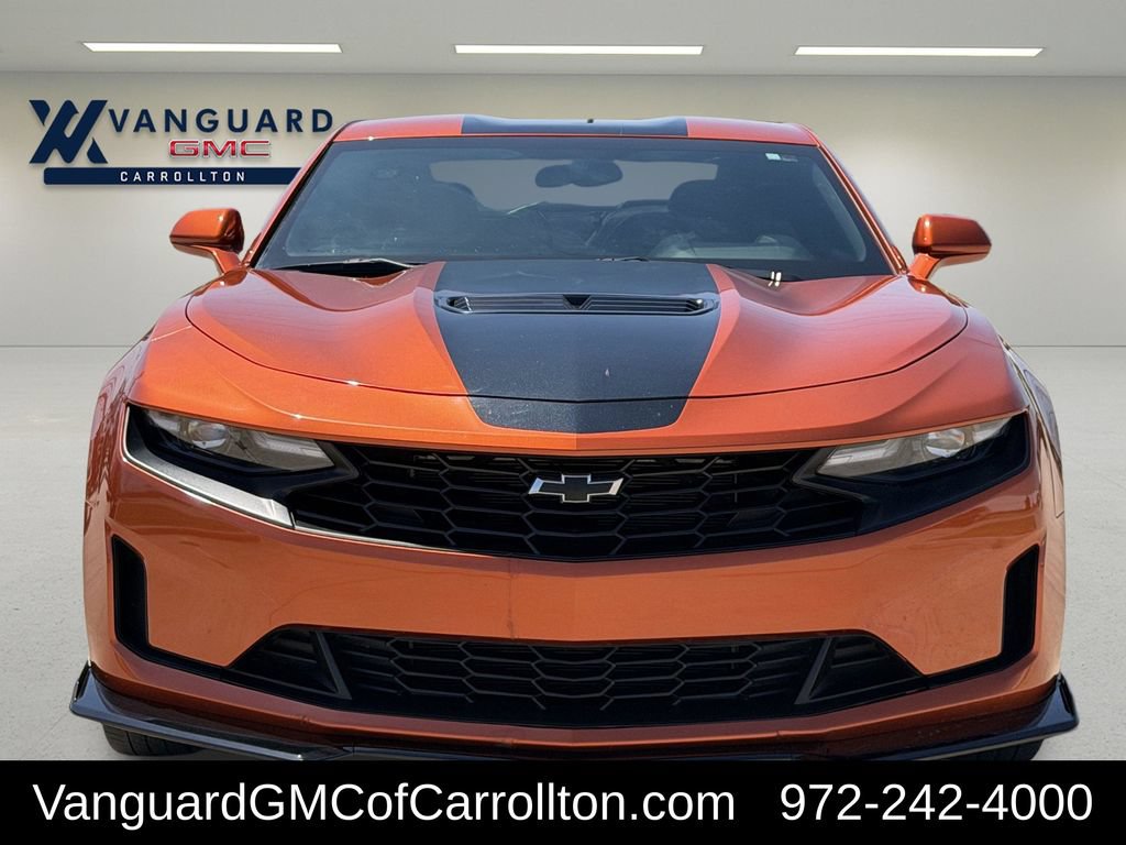 Used 2022 Chevrolet Camaro LT RWD image 4