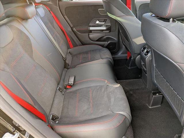 Used 2025 Mercedes-Benz GLA 35 AMG 4MATIC image 19