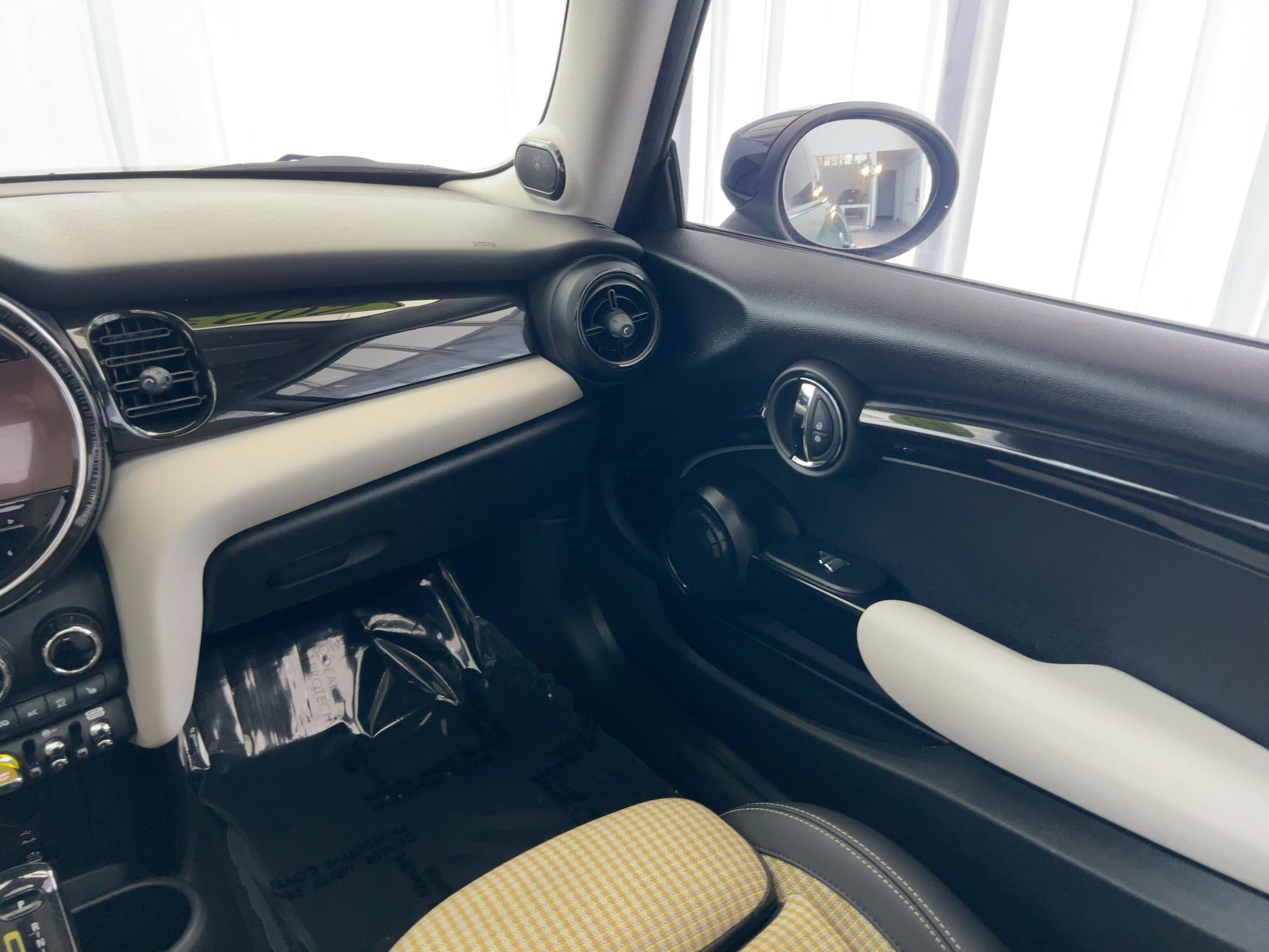 Certified 2023 MINI Cooper SE image 26