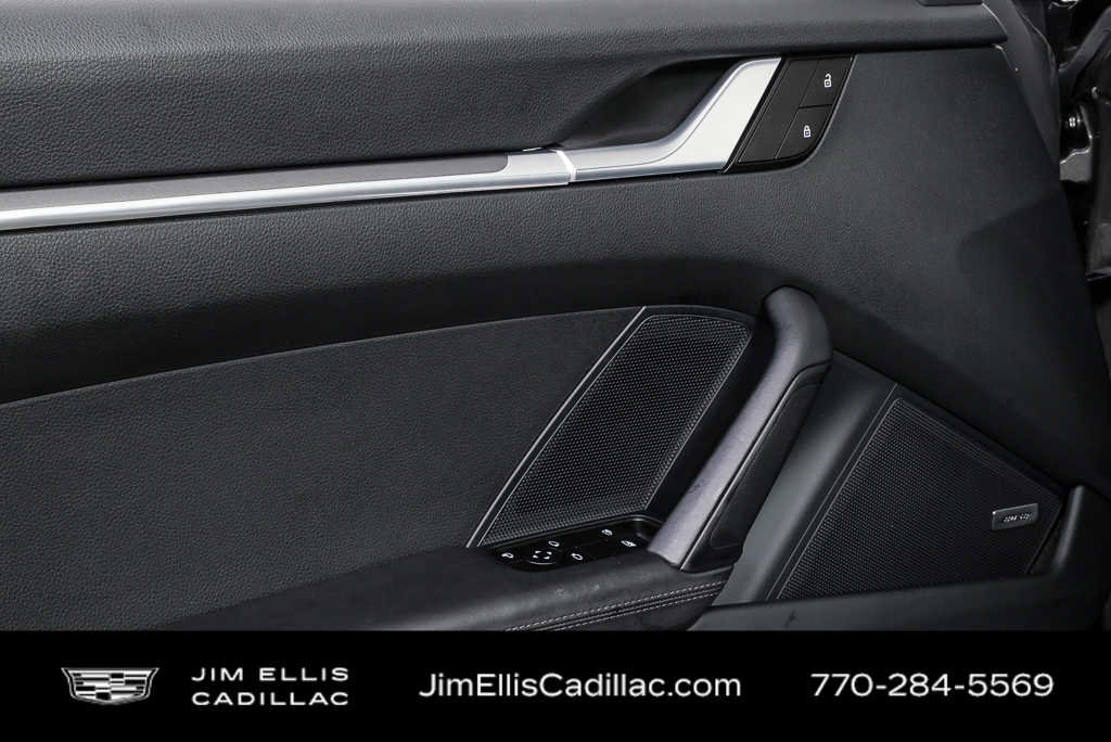 Used 2024 Porsche 911 Carrera w/ Premium Package image 6