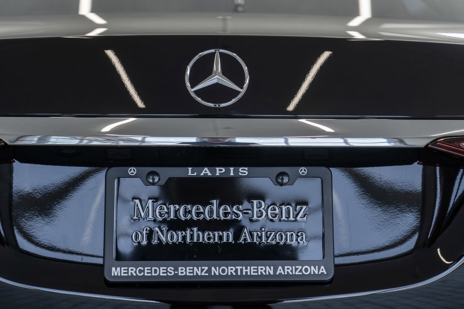 New 2025 Mercedes-Benz S 500 4MATIC image 15