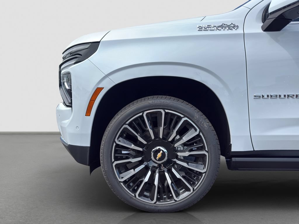 New 2026 Chevrolet Suburban High Country AWD/4WD image 16