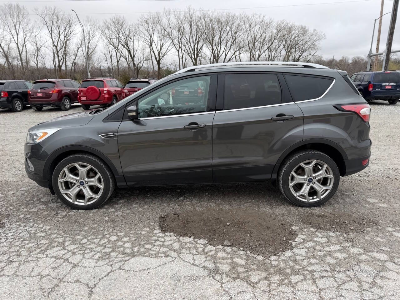 Used 2017 Ford Escape Titanium image 6
