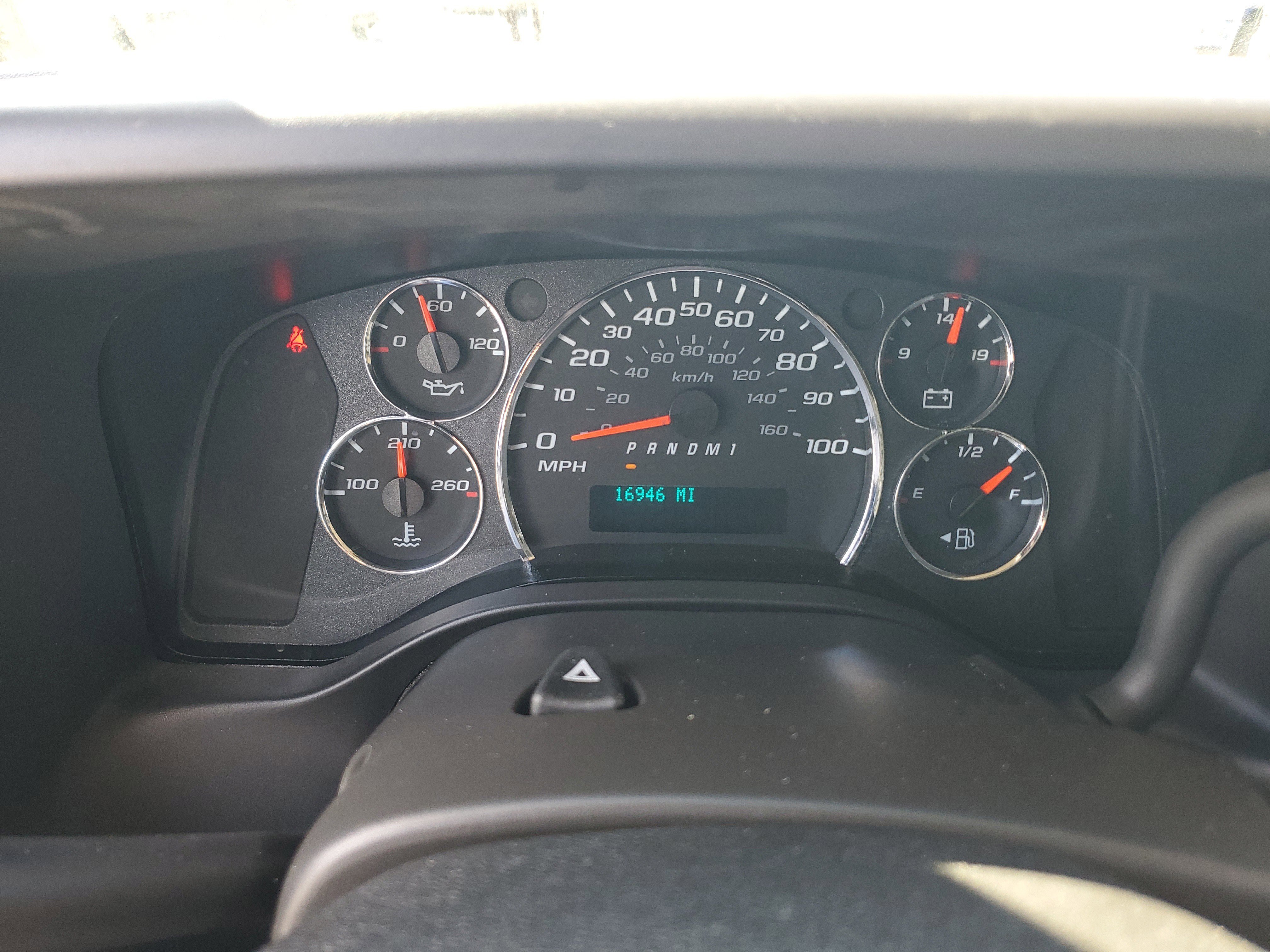 Used 2024 Chevrolet Express 2500 w/ Driver Convenience Package image 30